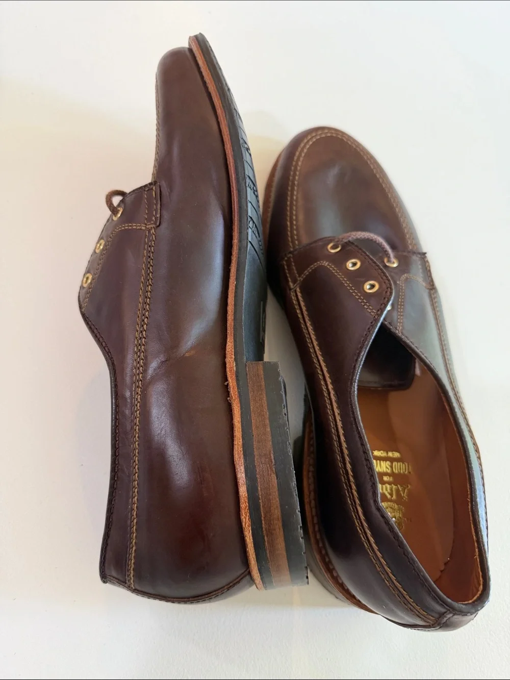 Todd Snyder Alden Classic Brown Leather Men's Boat Shoes Sz 11.  NWOB. Bag4.
